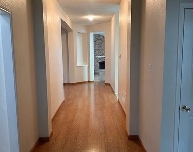 12018 Biloxi Drive - Photo Thumbnail 3