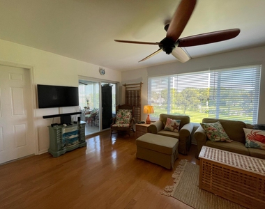 100 South Boulevard - Photo Thumbnail 6