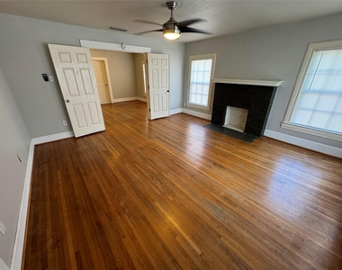 5321 Reiger Avenue - Photo Thumbnail 5