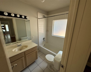 5321 Reiger Avenue - Photo Thumbnail 14