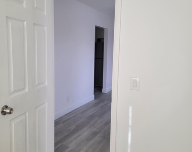 1775 Highland Avenue - Photo Thumbnail 14