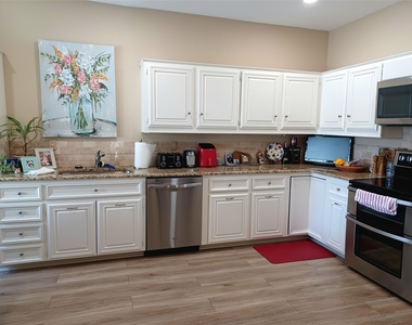3611 Soft Wind Court - Photo Thumbnail 12