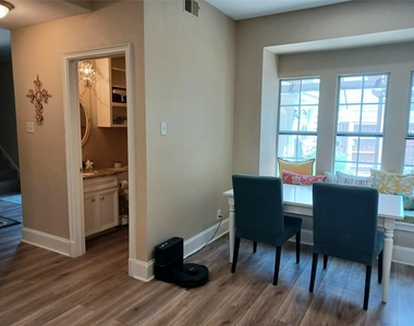 3611 Soft Wind Court - Photo Thumbnail 13