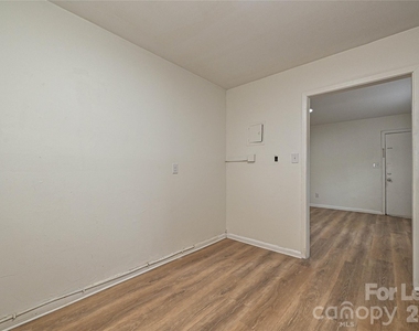 260 Church Street - Photo Thumbnail 7