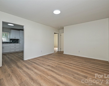 260 Church Street - Photo Thumbnail 5