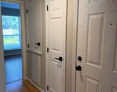 11001 Running Ridge Road - Photo Thumbnail 14