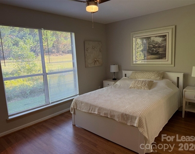 11001 Running Ridge Road - Photo Thumbnail 10