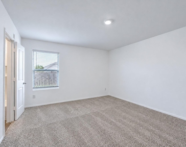 1422 Southwell Drive - Photo Thumbnail 9