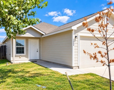 1422 Southwell Drive - Photo Thumbnail 21