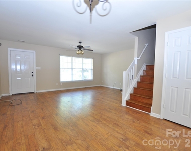 7877 Petrea Lane - Photo Thumbnail 3