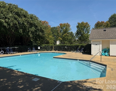 7877 Petrea Lane - Photo Thumbnail 16