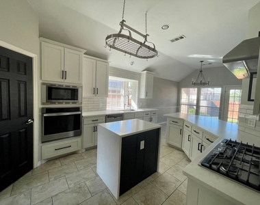 6505 Josephine Drive - Photo Thumbnail 7