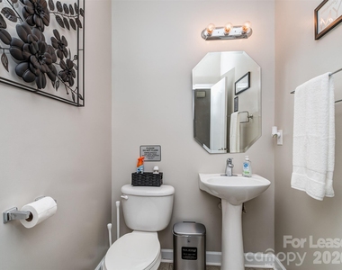 2074 Ayrsley Town Boulevard - Photo Thumbnail 11