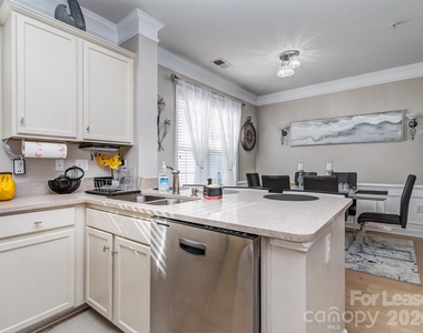 2074 Ayrsley Town Boulevard - Photo Thumbnail 5