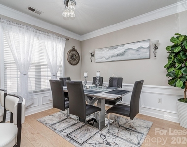 2074 Ayrsley Town Boulevard - Photo Thumbnail 6