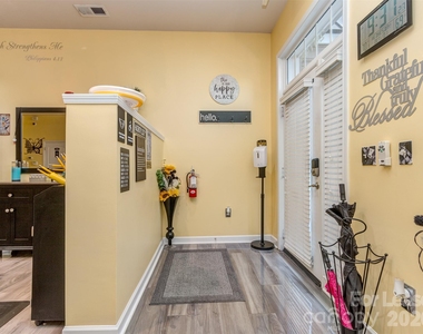 2074 Ayrsley Town Boulevard - Photo Thumbnail 27