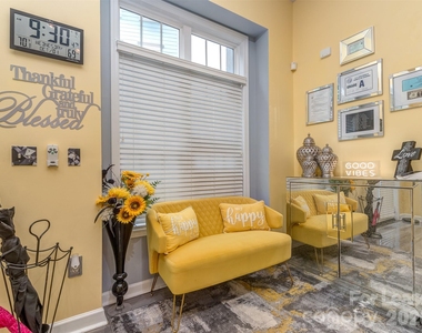 2074 Ayrsley Town Boulevard - Photo Thumbnail 28