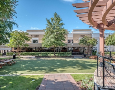 2074 Ayrsley Town Boulevard - Photo Thumbnail 39