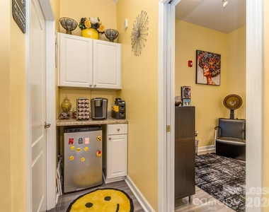 2074 Ayrsley Town Boulevard - Photo Thumbnail 33