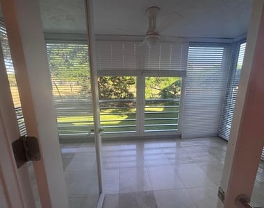806 Cypress Grove Lane - Photo Thumbnail 11