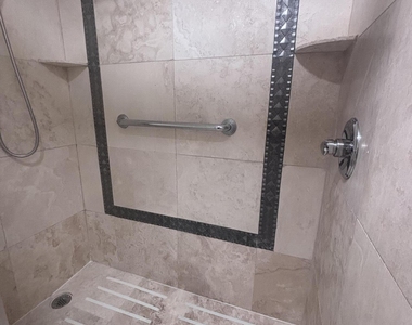 806 Cypress Grove Lane - Photo Thumbnail 24