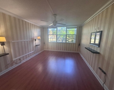 806 Cypress Grove Lane - Photo Thumbnail 14