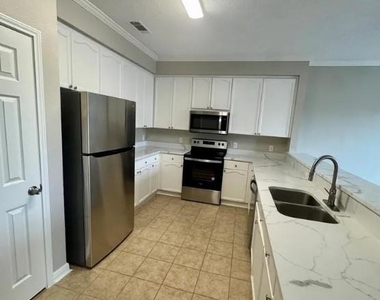 3500 E Park Boulevard - Photo Thumbnail 4