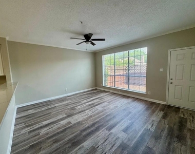 3500 E Park Boulevard - Photo Thumbnail 5