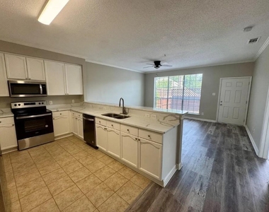 3500 E Park Boulevard - Photo Thumbnail 3