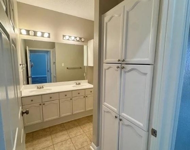 3500 E Park Boulevard - Photo Thumbnail 9