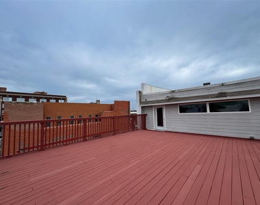 2816 Lee Street - Photo Thumbnail 14