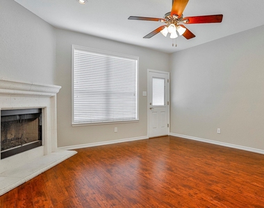 8705 Sumter Way - Photo Thumbnail 12