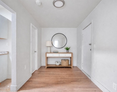 1554 Sw 5th Street - Photo Thumbnail 3