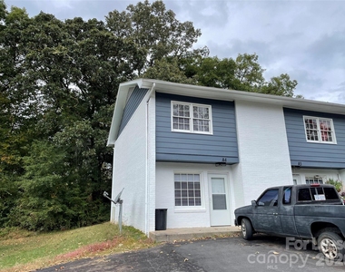 118 Ross Street - Photo Thumbnail 17
