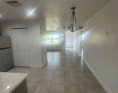5400 Nw 17th Street - Photo Thumbnail 8