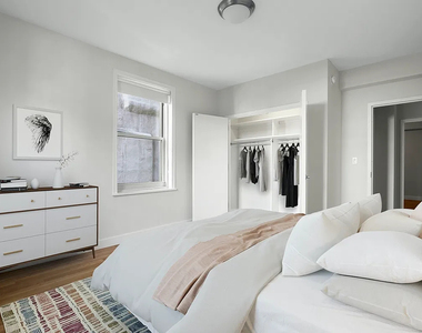 West 18th Street - Photo Thumbnail 4