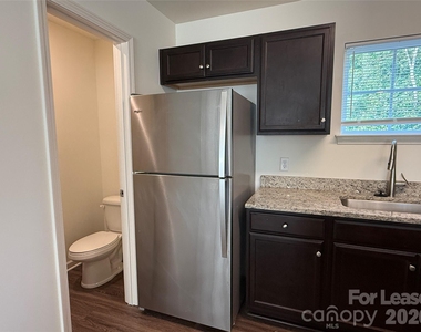 2029 Oakdale Road - Photo Thumbnail 5