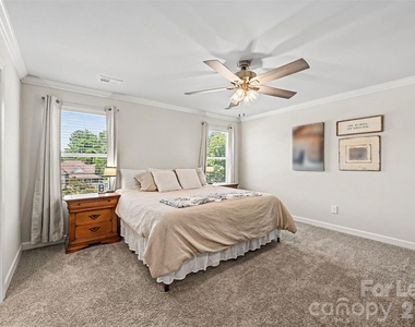408 Luna Lane - Photo Thumbnail 9