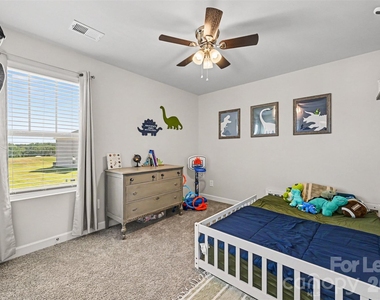 408 Luna Lane - Photo Thumbnail 16