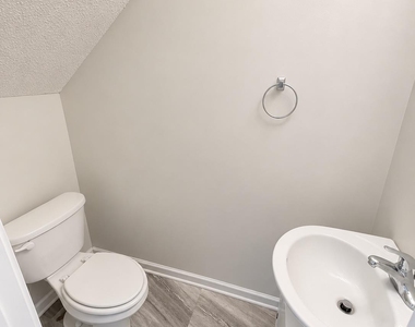 14147 Tranters Creek Lane - Photo Thumbnail 7