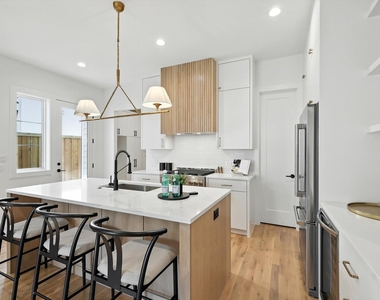 4604 Hopkins - Photo Thumbnail 7
