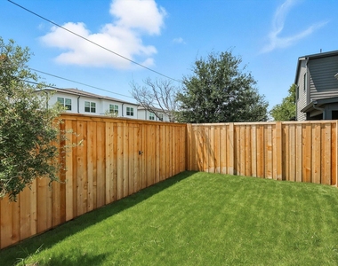 4604 Hopkins - Photo Thumbnail 35