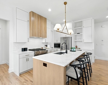 4604 Hopkins - Photo Thumbnail 5