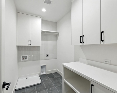 4604 Hopkins - Photo Thumbnail 16