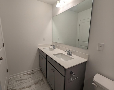 2668 Clipper Court - Photo Thumbnail 8