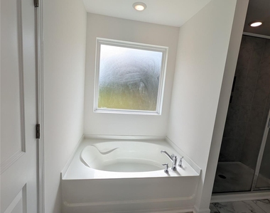 2668 Clipper Court - Photo Thumbnail 5