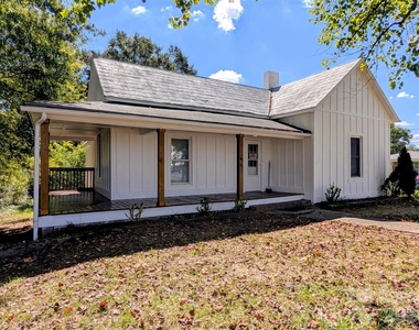 635 S Grove Street - Photo Thumbnail 11