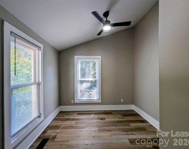 635 S Grove Street - Photo Thumbnail 8
