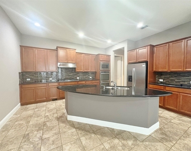 1604 Indigo Trail - Photo Thumbnail 5