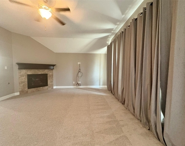 1604 Indigo Trail - Photo Thumbnail 3